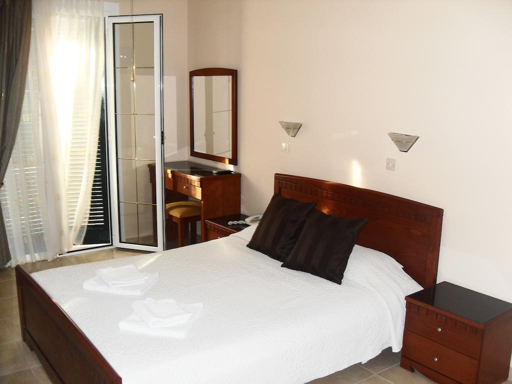 Hotel Pavlos - Studios Tolón Habitación foto